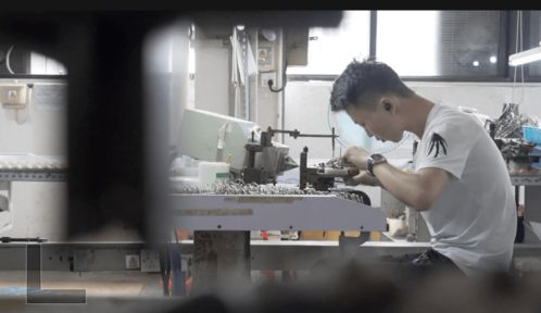 一副眼鏡背后的中國制造 市場調研與產業洞察